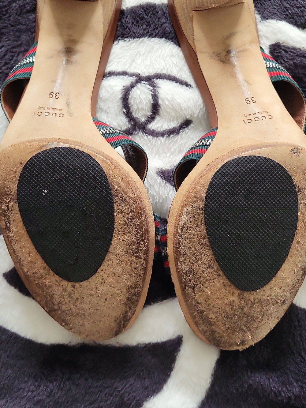 100 % Authentic Gucci Brown Leather Slides Green & Red Stripe 39 COMPARE PRICES - Picture 7 of 14